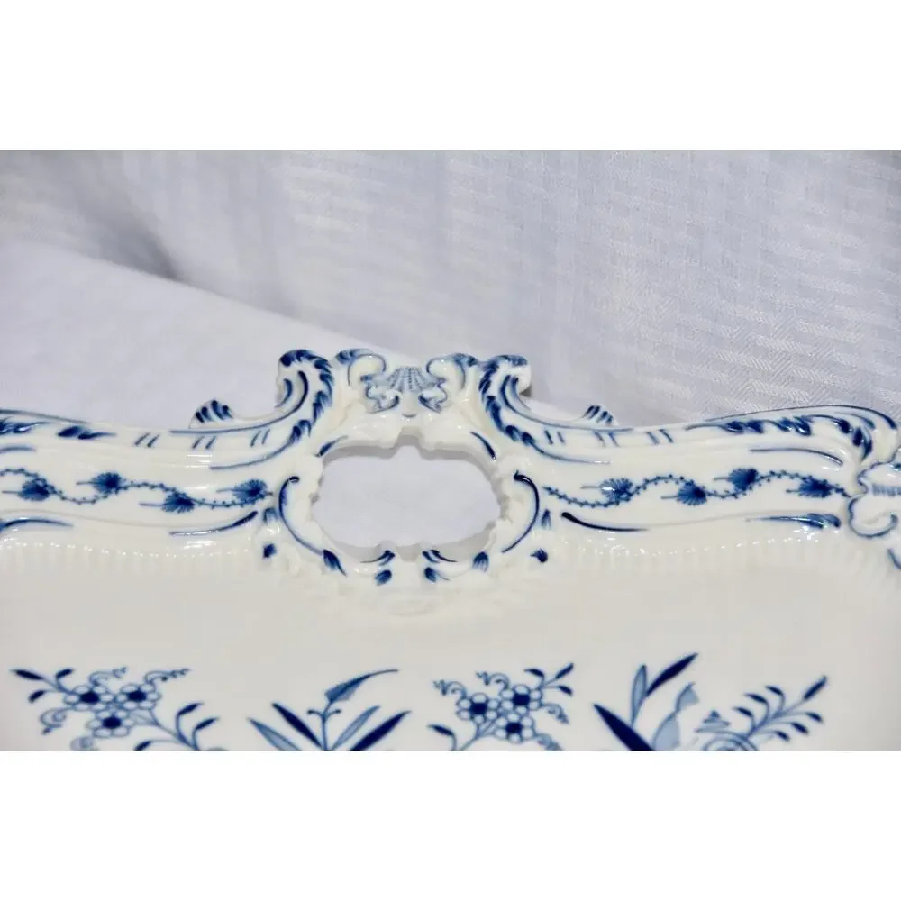 Large Meissen Porcelain Serving Tray Platter in ‘Blue Onion’ Pattern